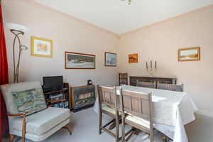 Barnfield Close Crosspool